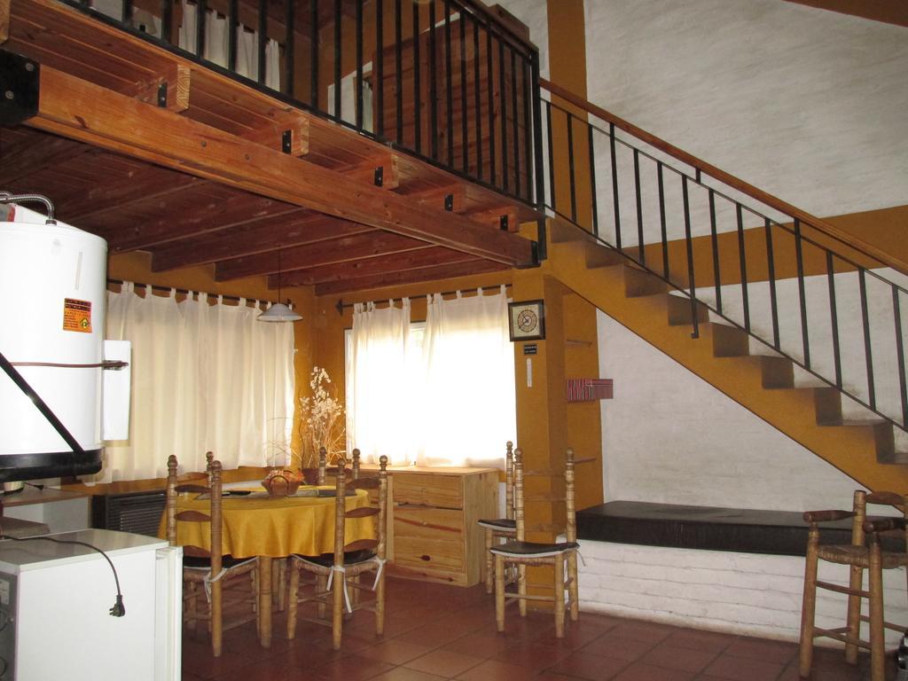 Cabanas Los Arreboles Potrerillos Chambre photo